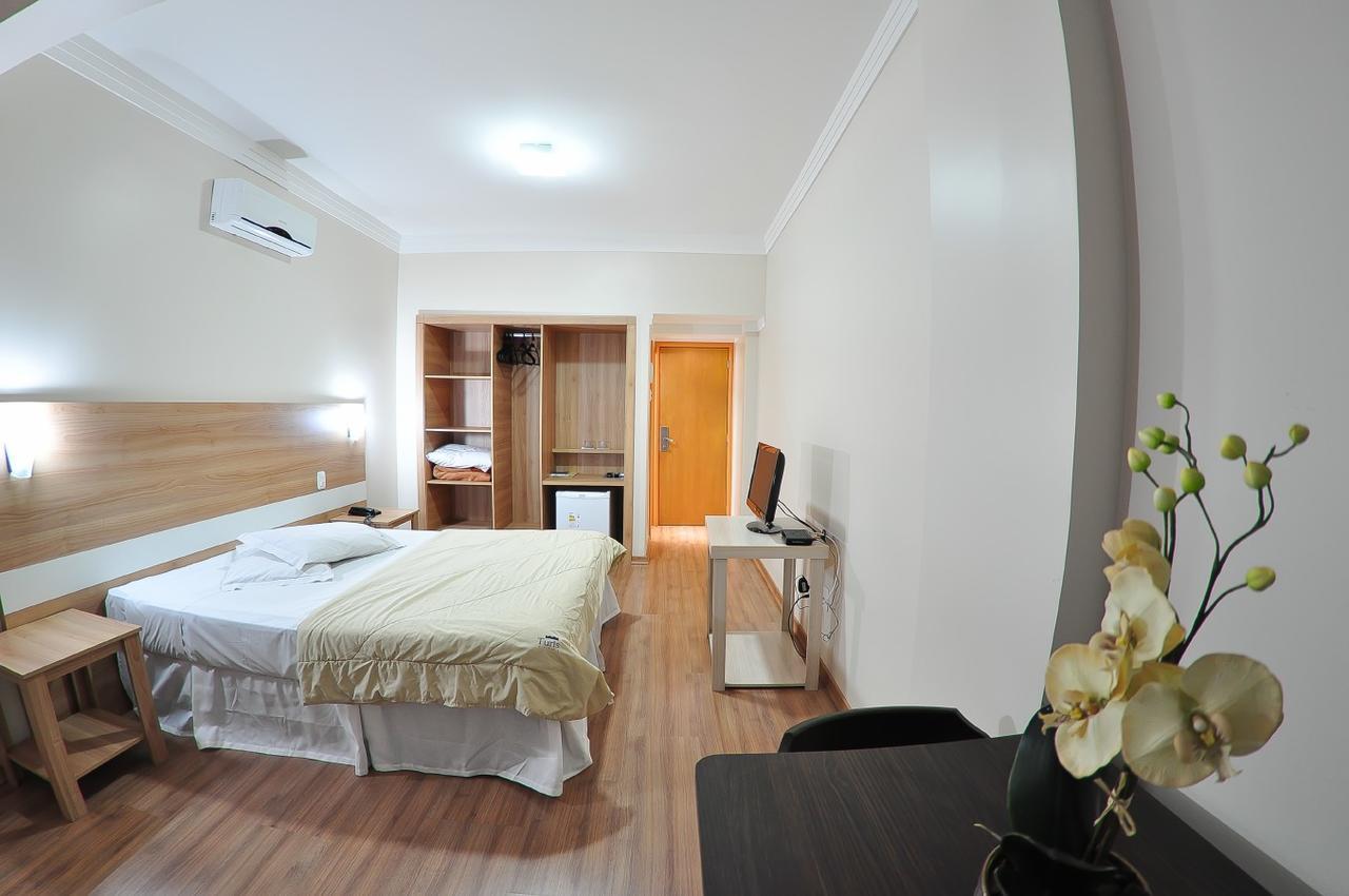 Turis Hotel Пасу-Фунду Екстер'єр фото